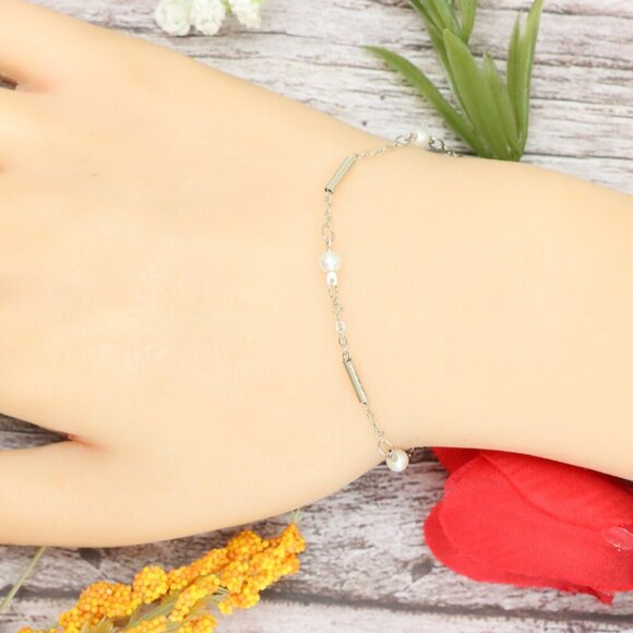 "Trendy Bracelet for Girls & Women – Cute, Adjustable & Gift-Ready | MLCRC1497 - Picture 7 of 10